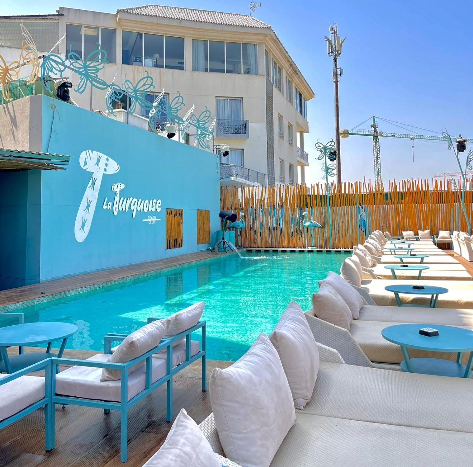 Mandarin Palace Hotel & Spa Танжер Екстер'єр фото The pool at the nightclub