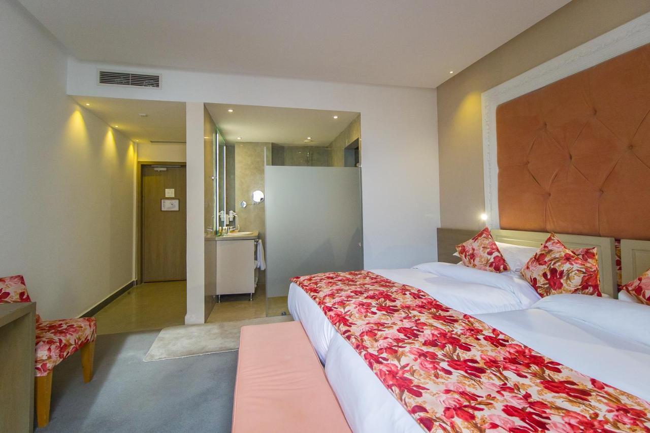 Mandarin Palace Hotel & Spa Танжер Екстер'єр фото A room at the hotel
